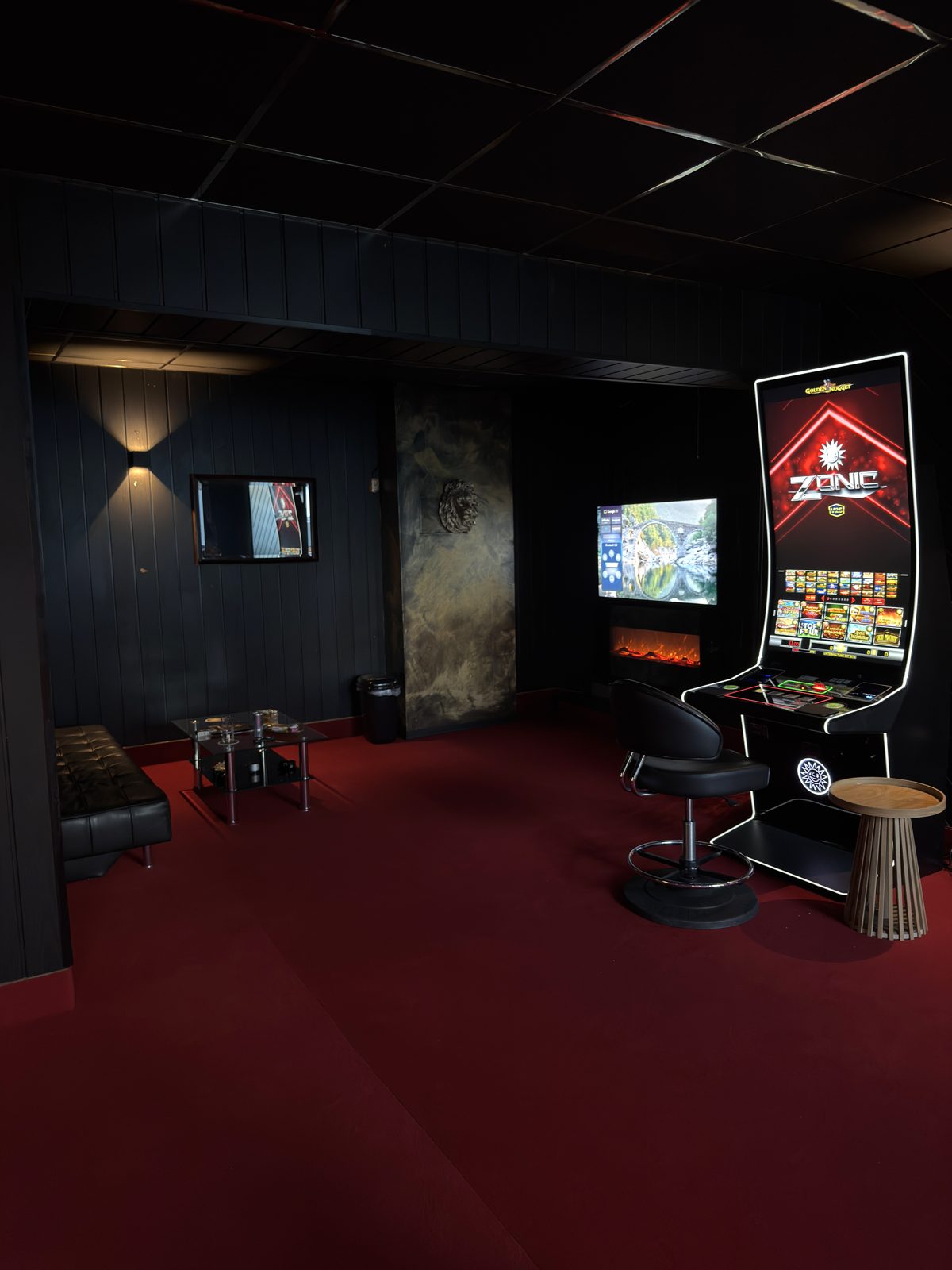 Lounge-Bereich mit bequemer Bestuhlung